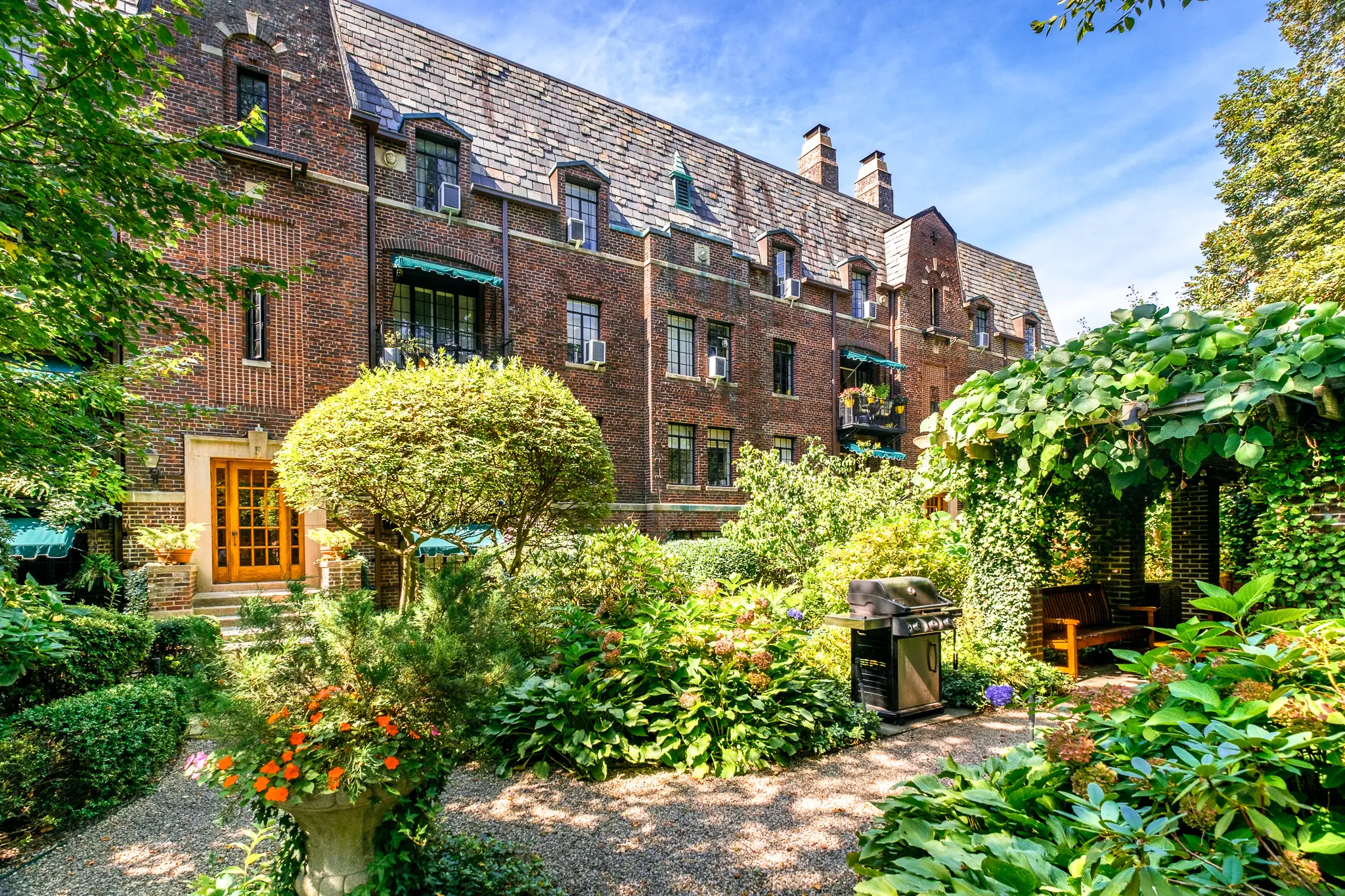 The Broadlawn at 20 N Broadway in White Plains, New York